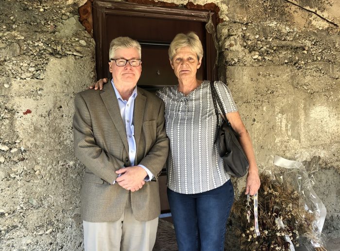2_V_David_with_Bakira_at_Pionirska