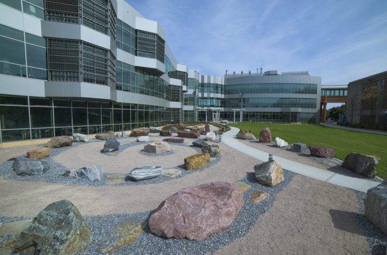 Album – Academic Science and Laboratory Building