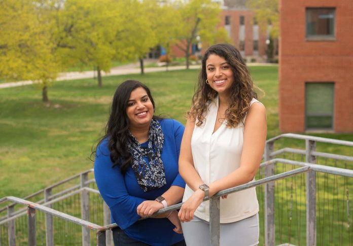 Sisters Laura (left) and Sara Beltrán